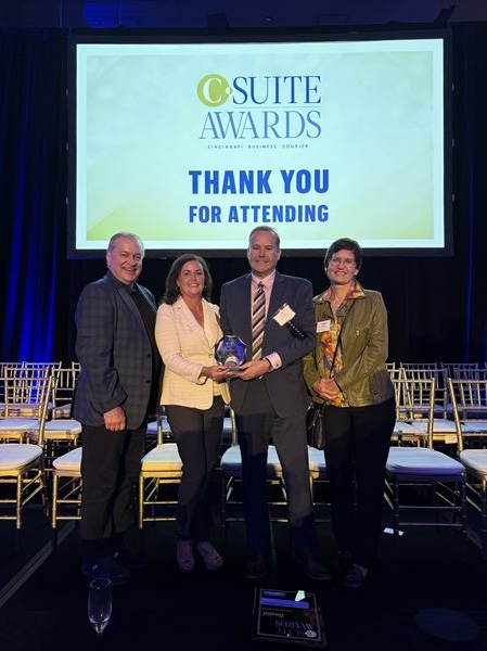 2024-CFO-Winner,-Flaherty-and-wife.jpeg